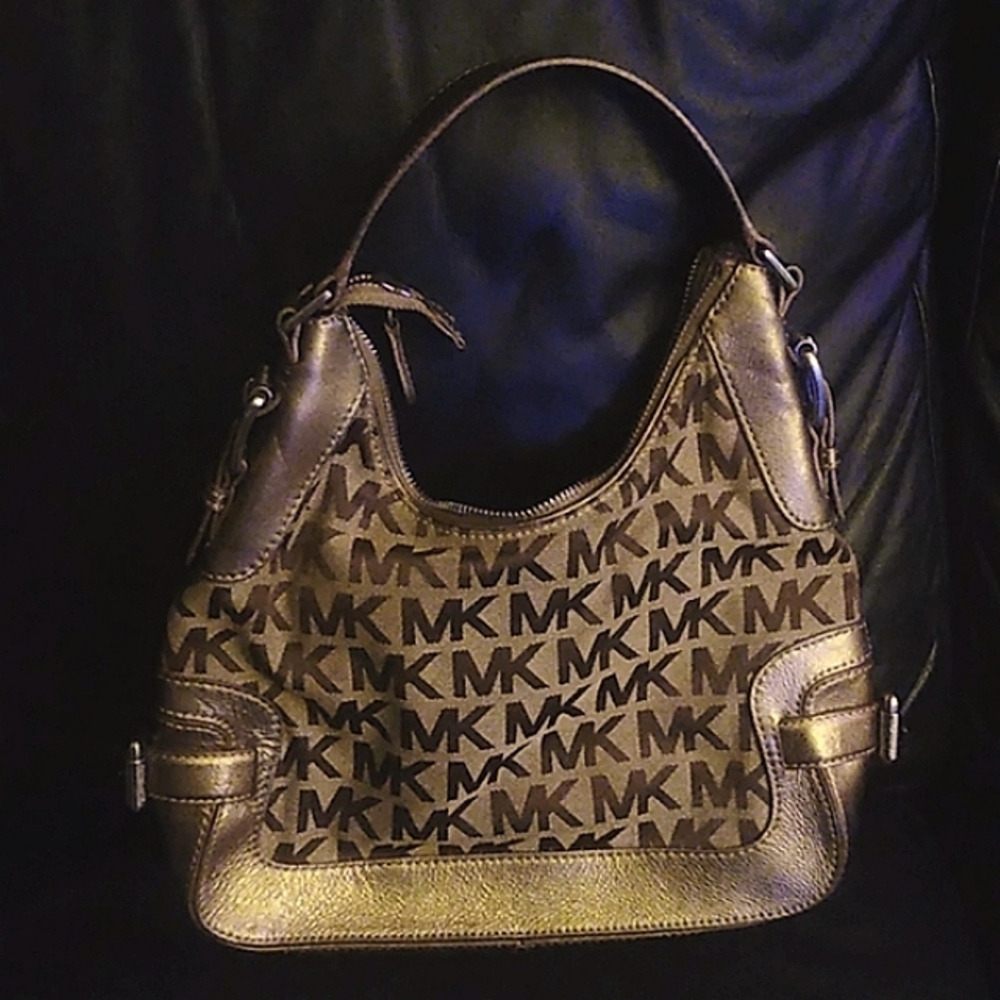 Micheal Kors Bag